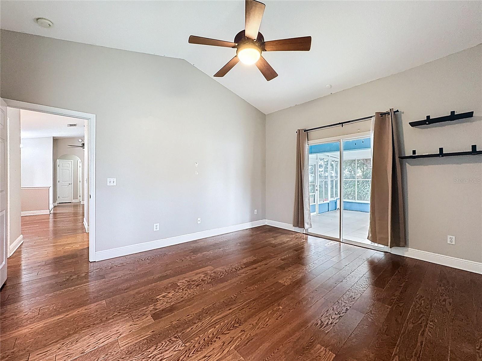 EASTRIDGE PH 01 - Residential