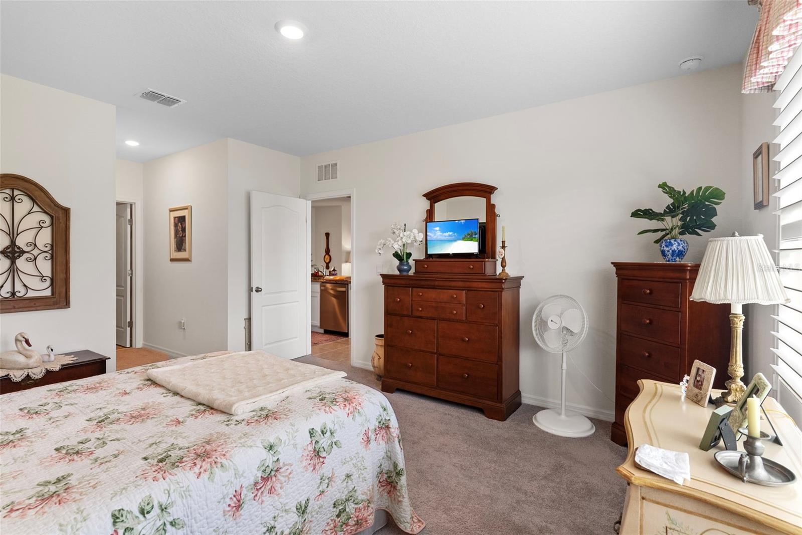 5888 ARLINGTON RIVER DRIVE