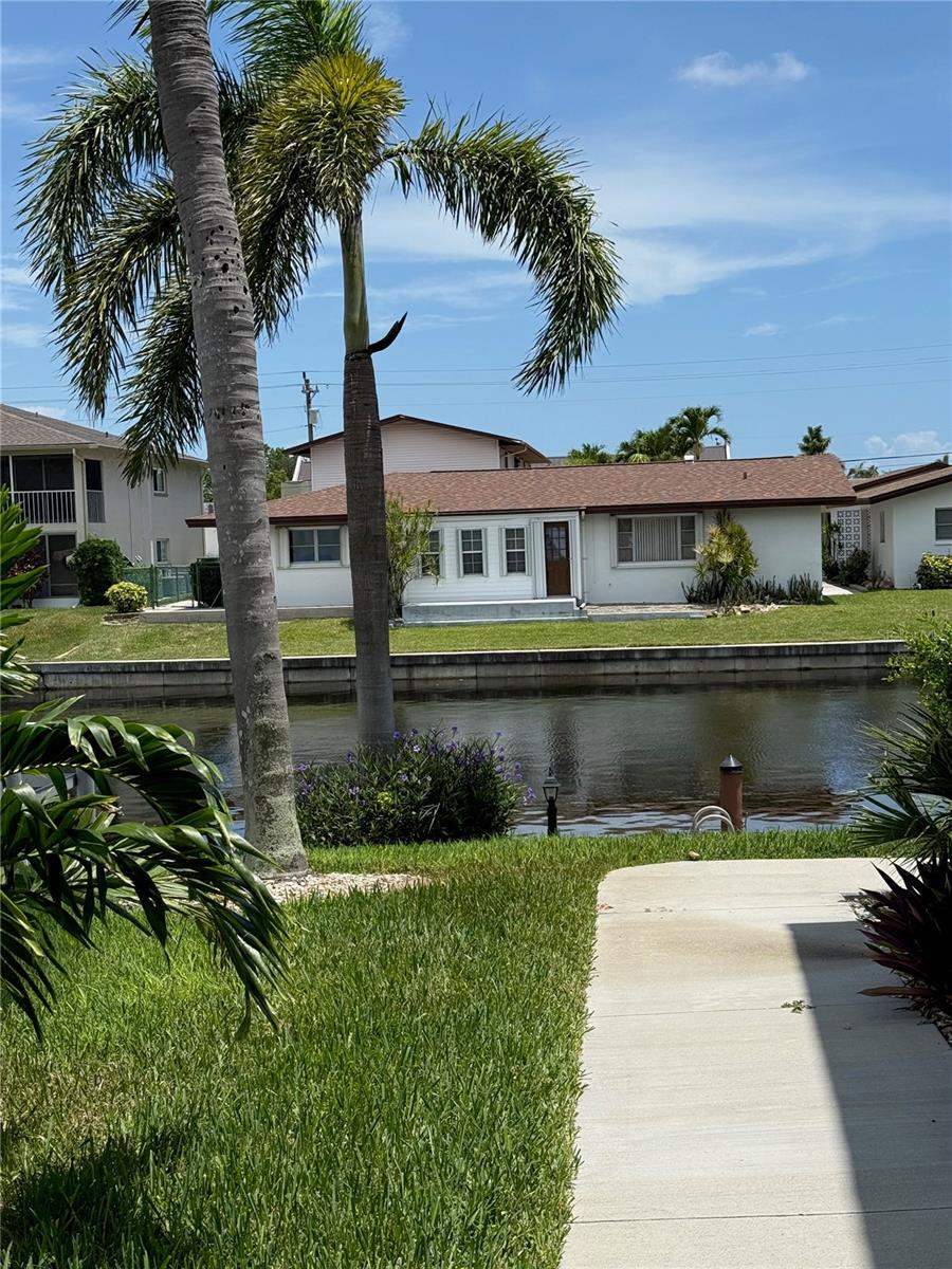 DOCKSIDE CONDO - Residential