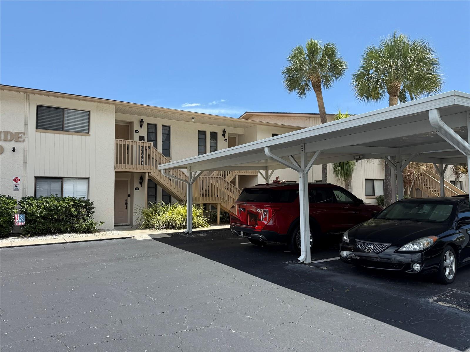 DOCKSIDE CONDO - Residential