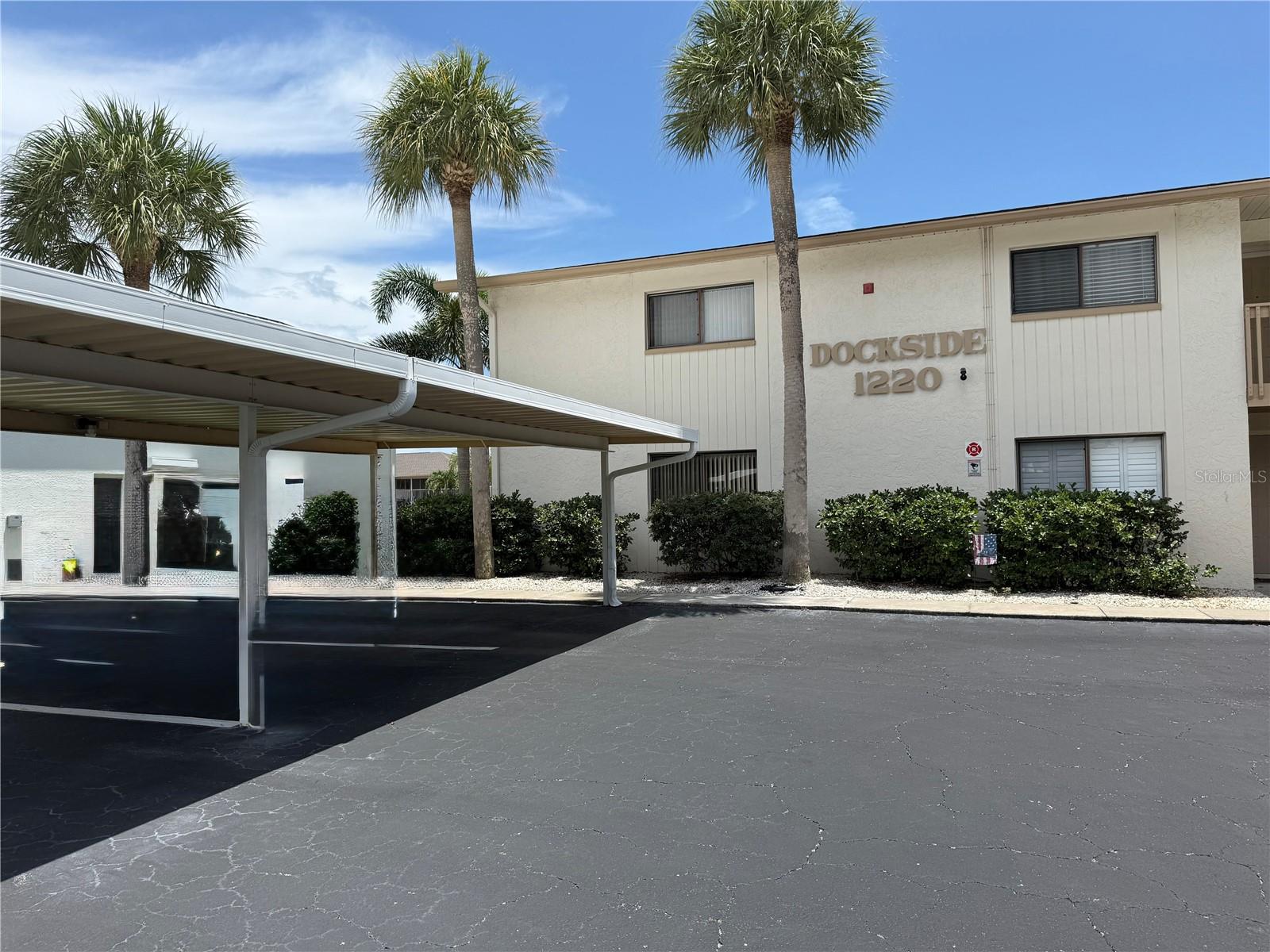 DOCKSIDE CONDO - Residential