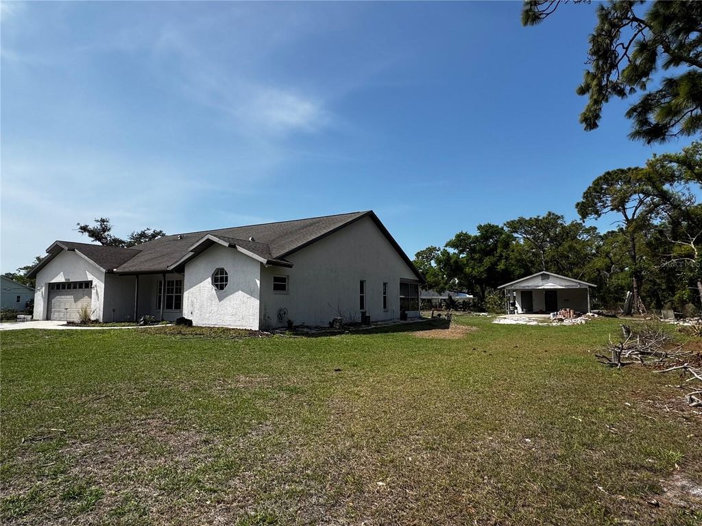 Photo of 7026 85th Street Court E, Bradenton, FL 34202 (MLS # A4685428)