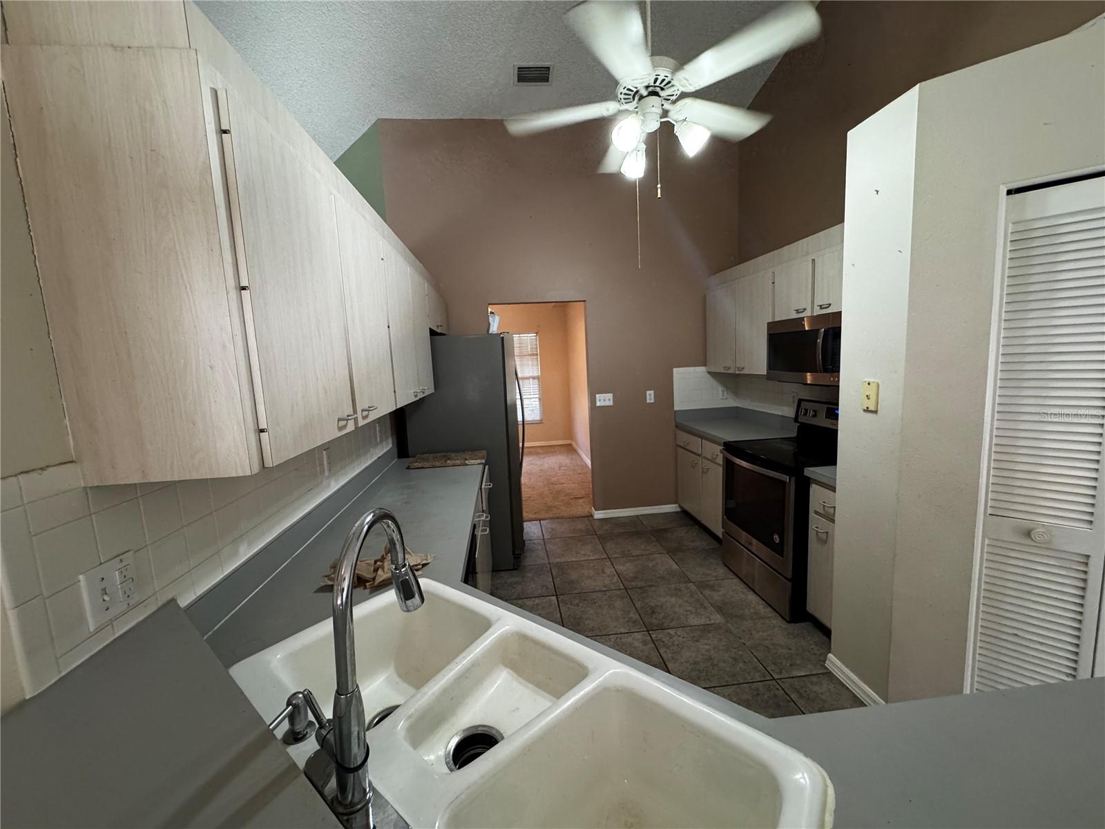 ADAMS LT 4 - Residential