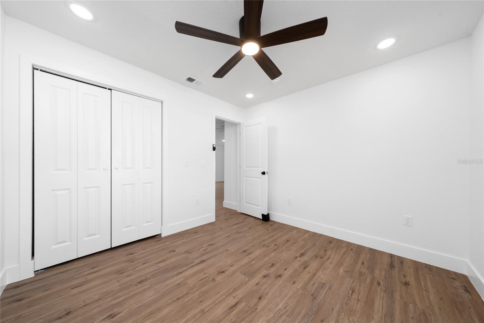 POINCIANA SUB NBRHD 1 VIL 3 - Residential