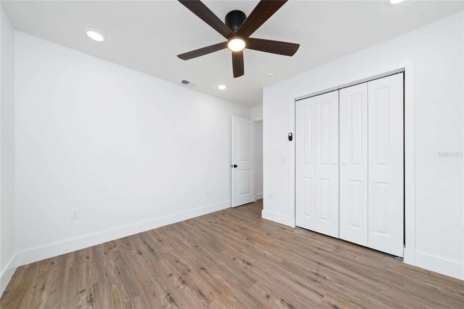 POINCIANA SUB NBRHD 1 VIL 3 - Residential