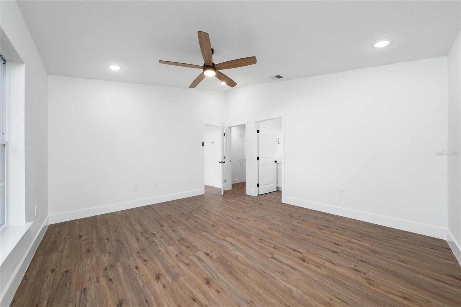 POINCIANA SUB NBRHD 1 VIL 3 - Residential