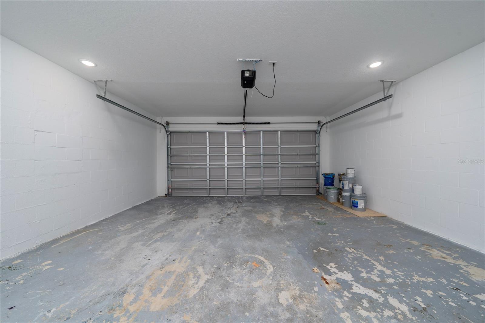 POINCIANA SUB NBRHD 1 VIL 3 - Residential