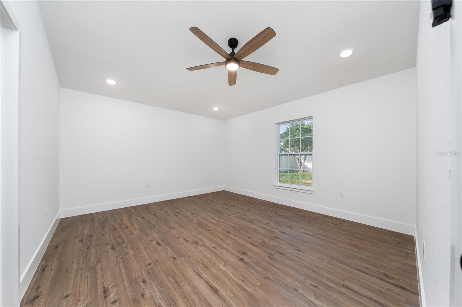 POINCIANA SUB NBRHD 1 VIL 3 - Residential