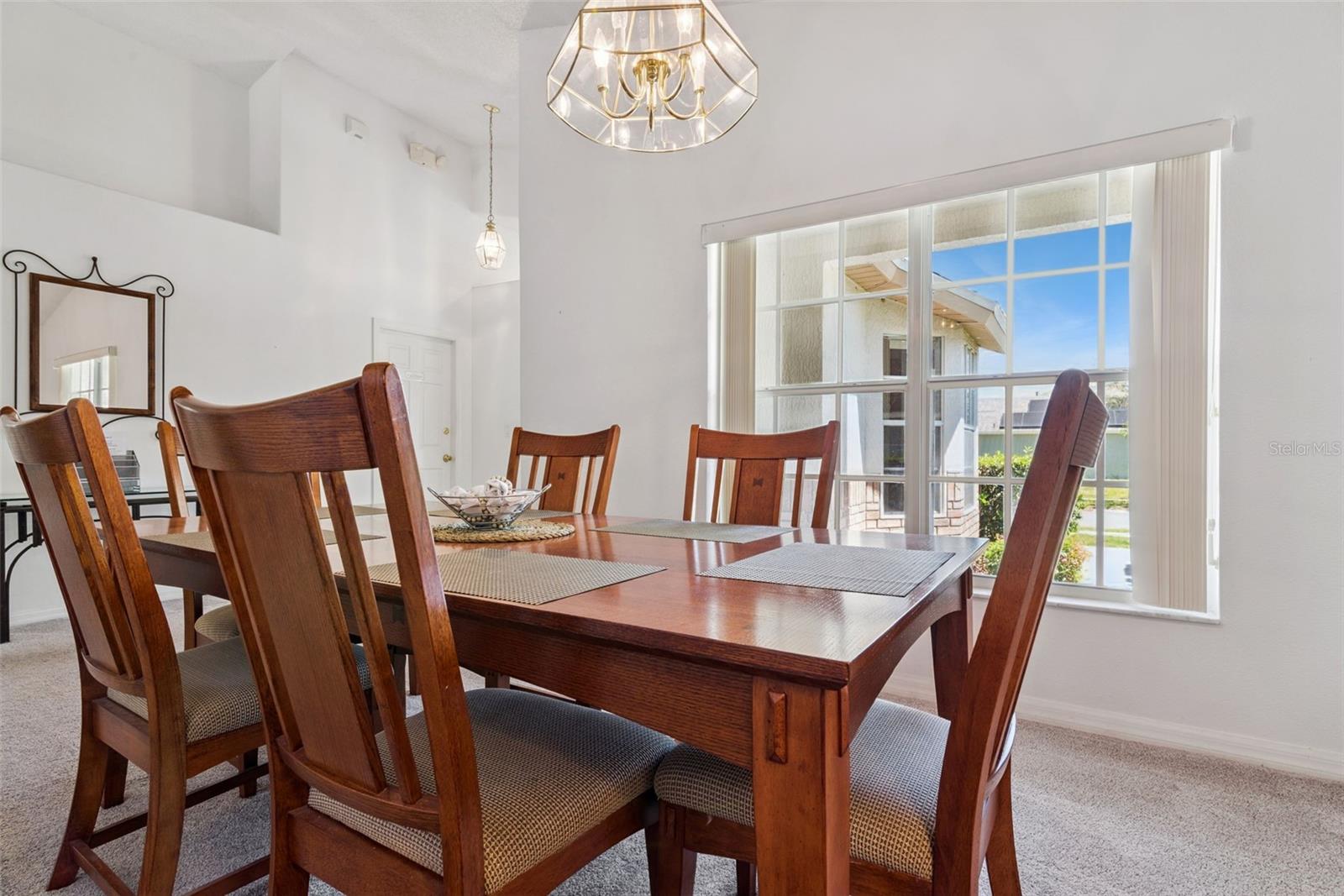 ORANGE TREE - Residential