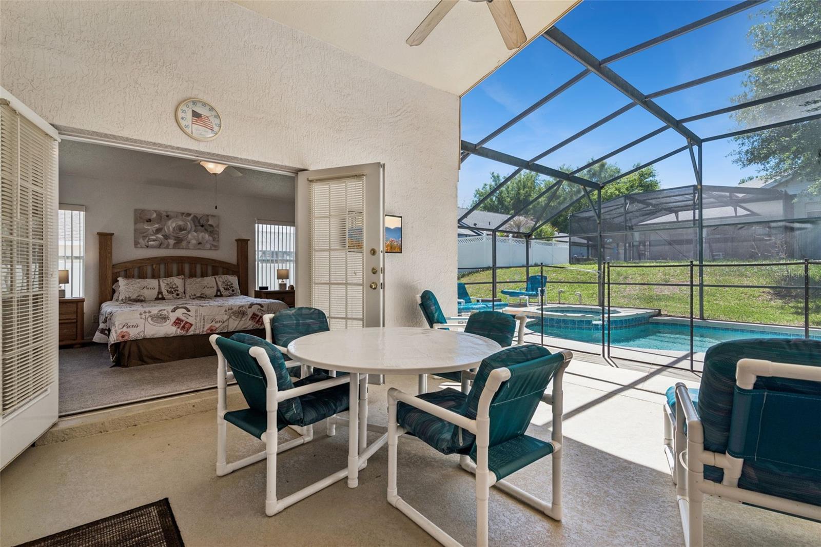 ORANGE TREE - Residential