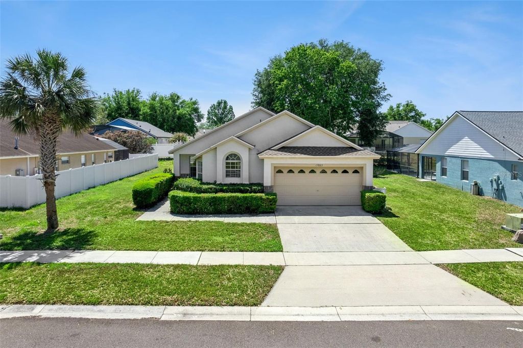 Photo of 15923 Heron Hill Street, Clermont, FL 34714 (MLS # S5148063)