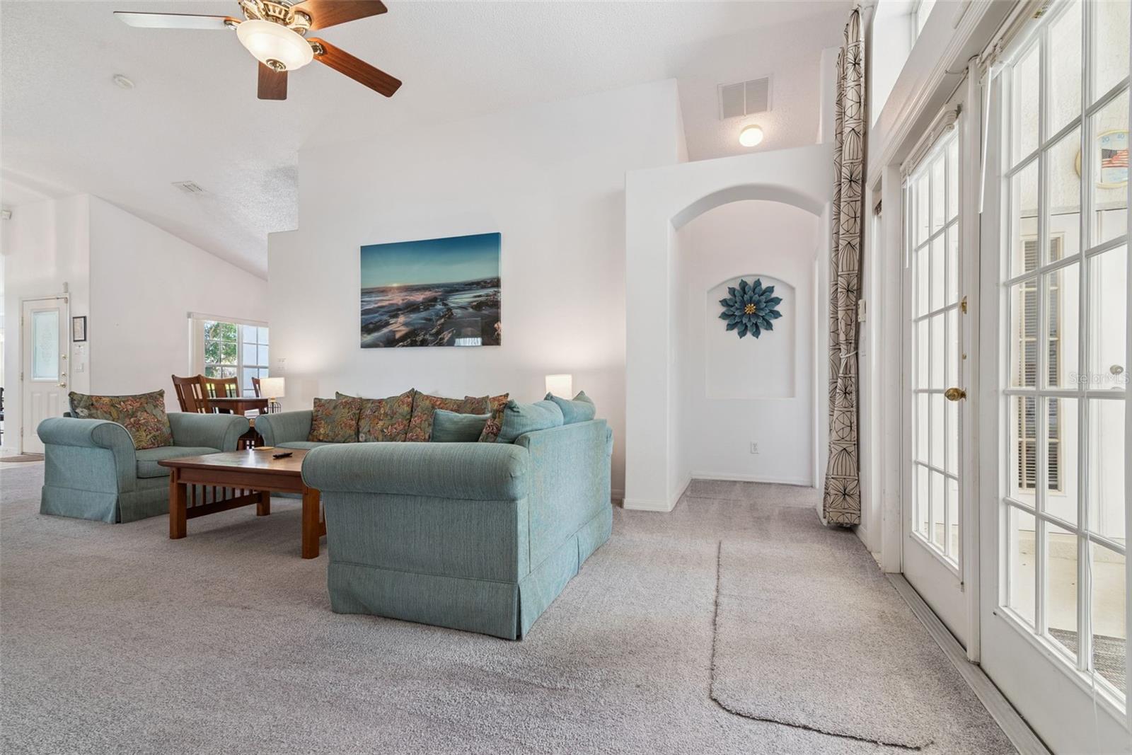 ORANGE TREE - Residential