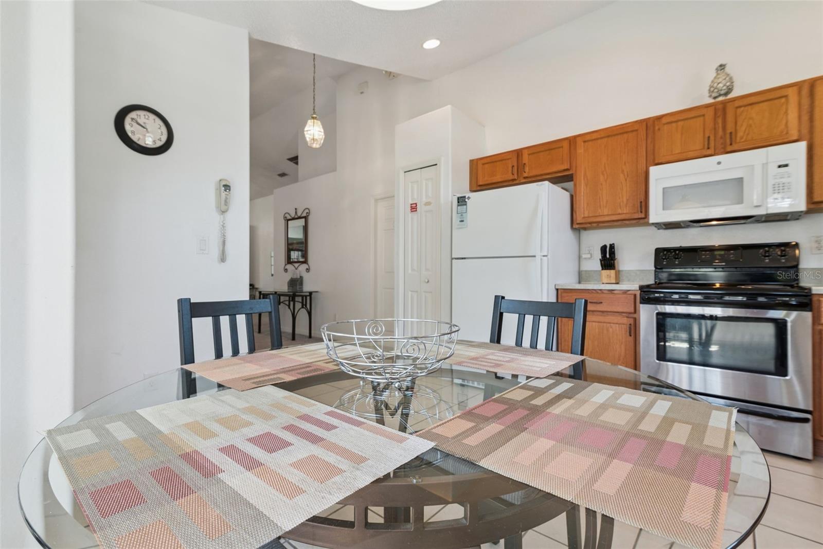 ORANGE TREE - Residential