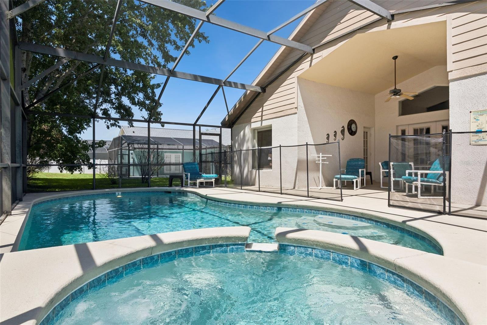 ORANGE TREE - Residential