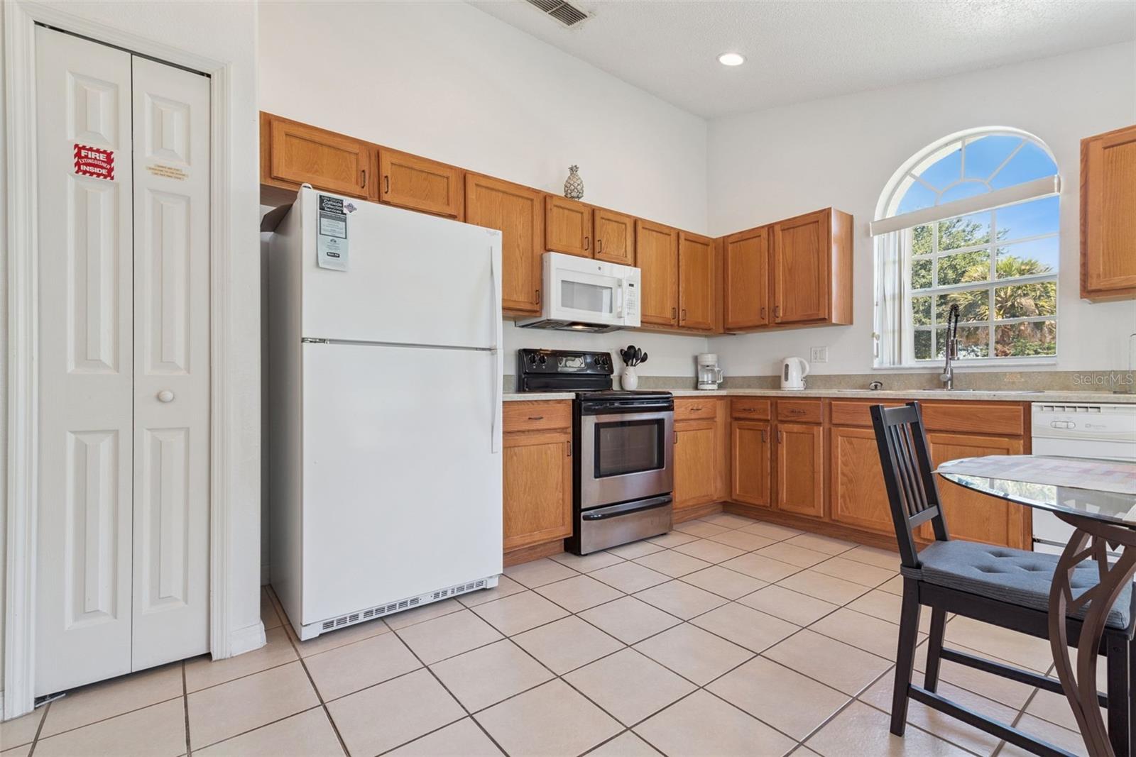 ORANGE TREE - Residential