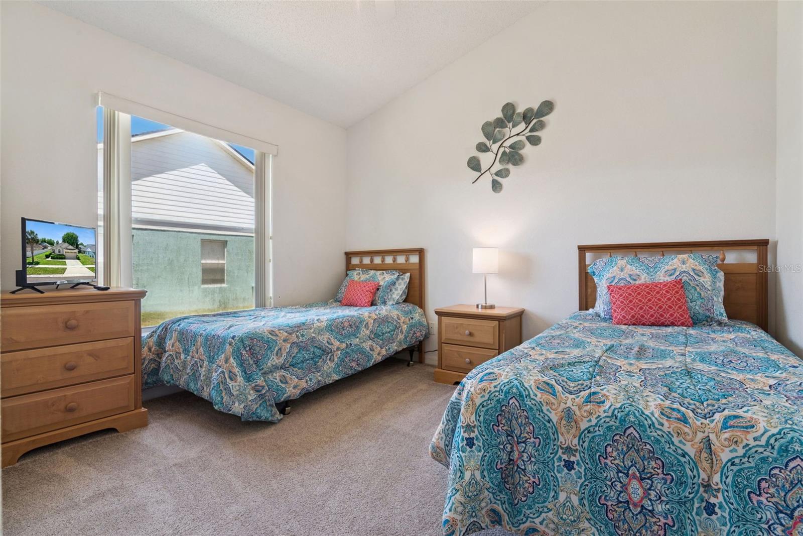 ORANGE TREE - Residential