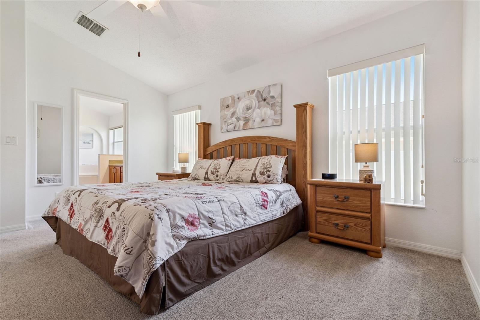 ORANGE TREE - Residential