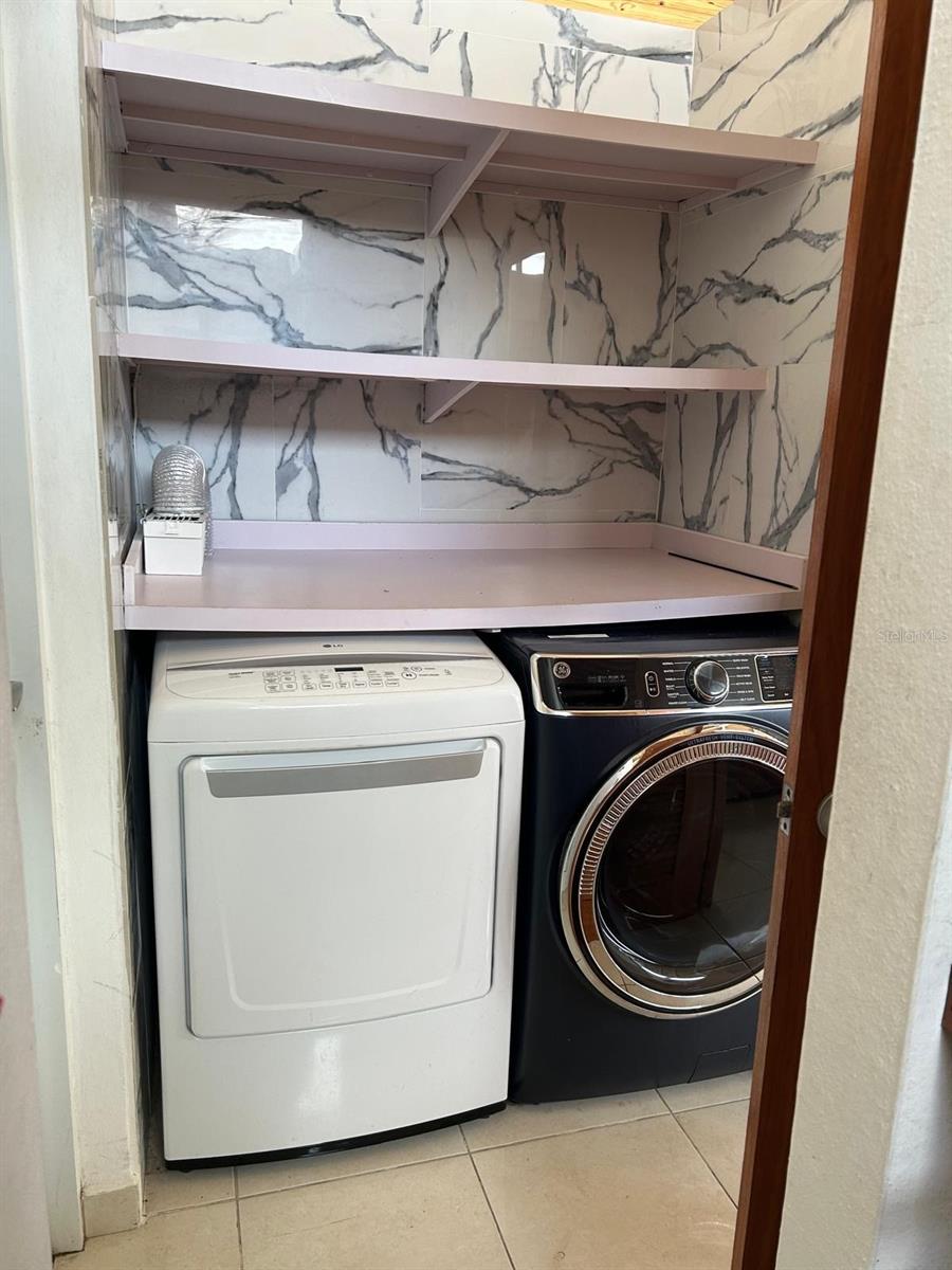 LOS SUENOS EN CIUDAD JARDIN GURABO - Residential