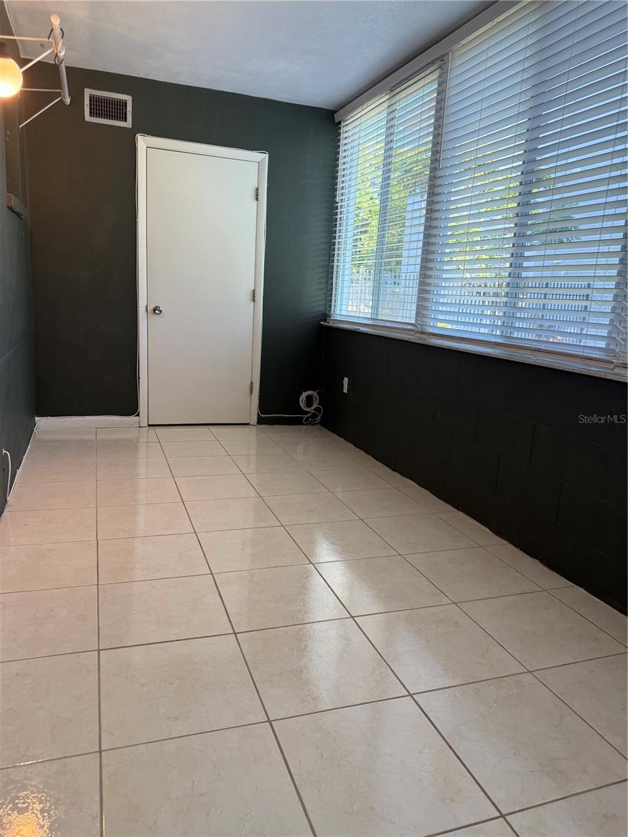 WINSTON GATEWAY ASSOC INC CONDO - Residential