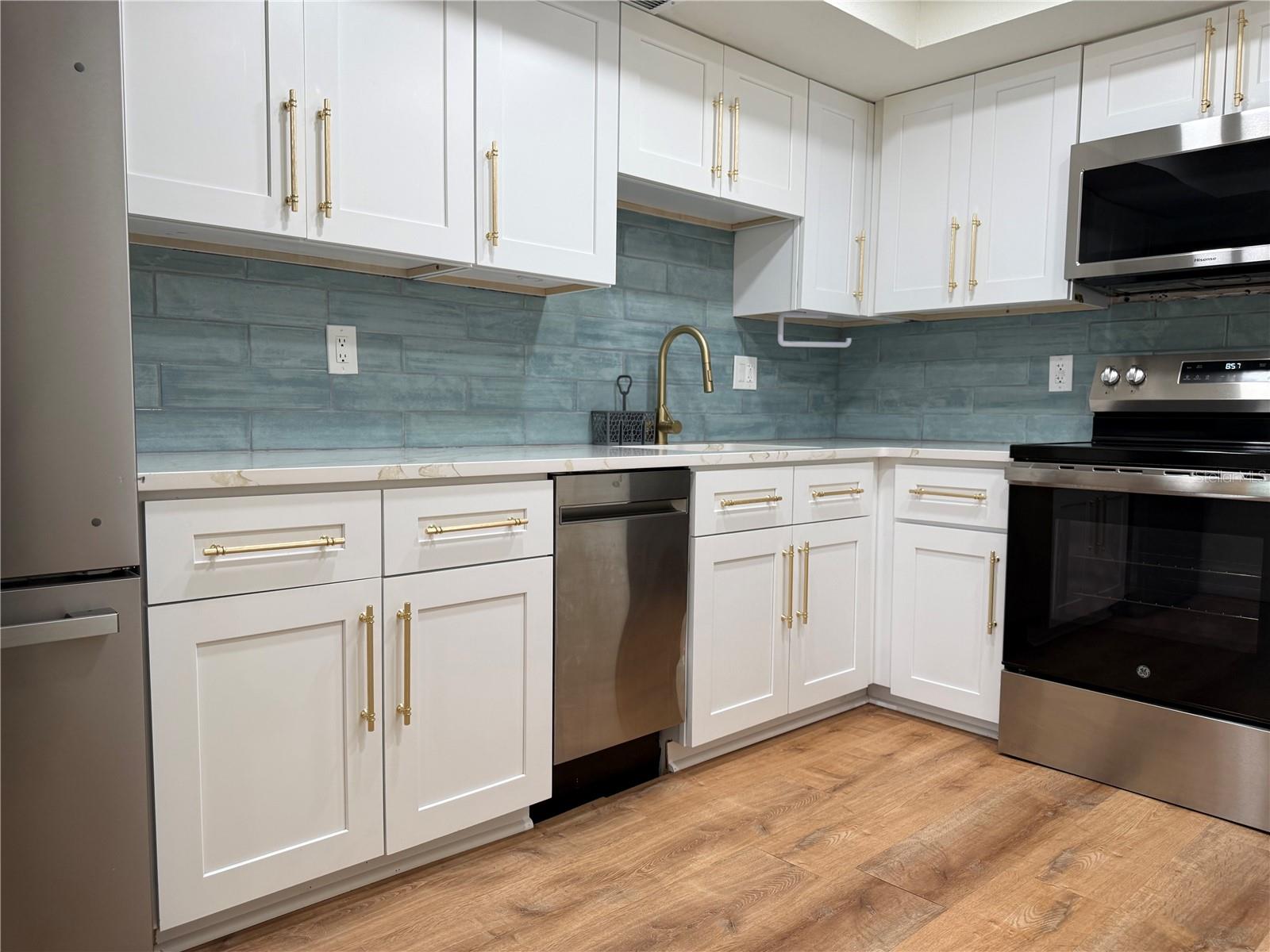 WINSTON GATEWAY ASSOC INC CONDO - Residential