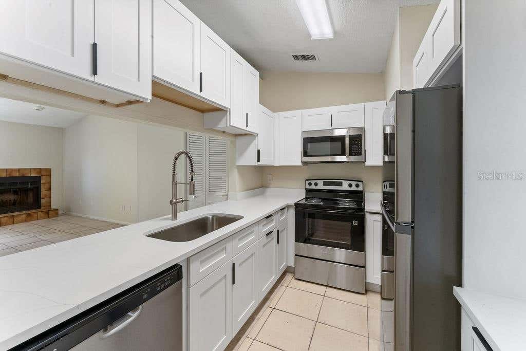 Photo of 918 Otto Villa Place #9, Tampa, FL 33612 (MLS # TB8534411)
