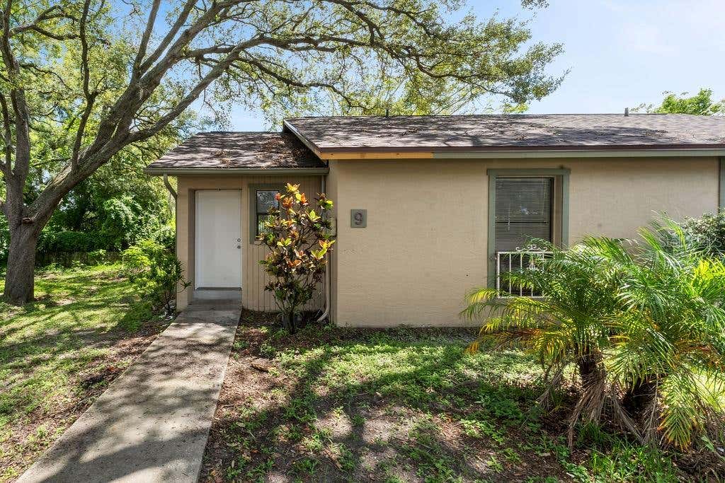 Photo of 918 Otto Villa Place #9, Tampa, FL 33612 (MLS # TB8534411)
