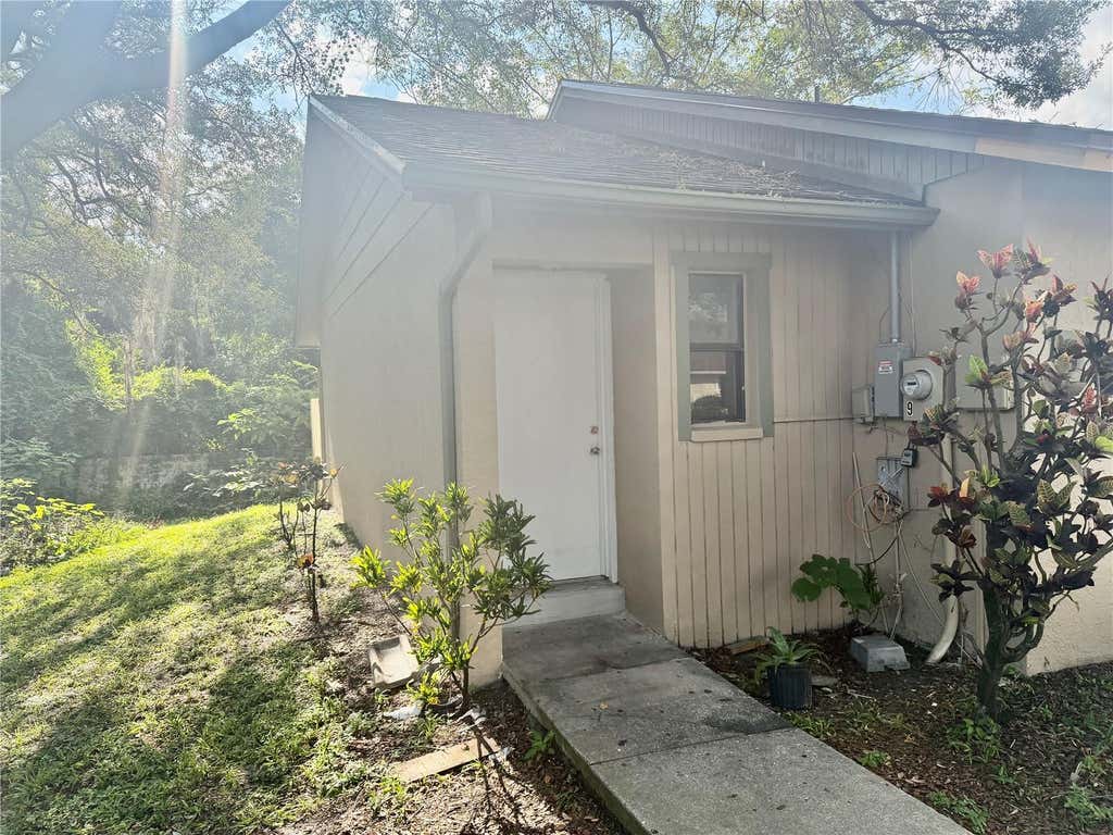 Photo of 918 Otto Villa Place #9, Tampa, FL 33612 (MLS # TB8534411)