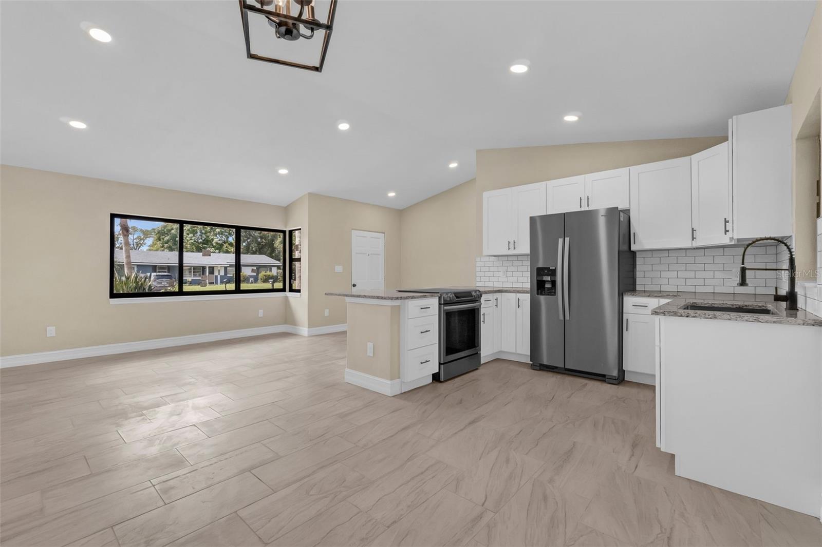 3805 NEEDLES DRIVE