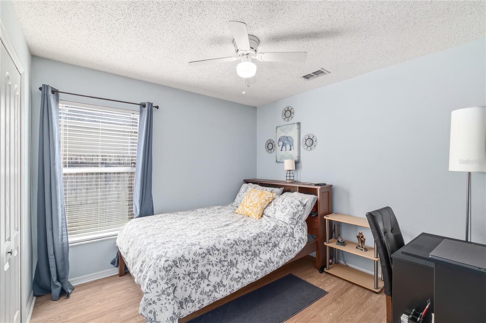 ANDOVER CAY PH 02 48/19 - Residential