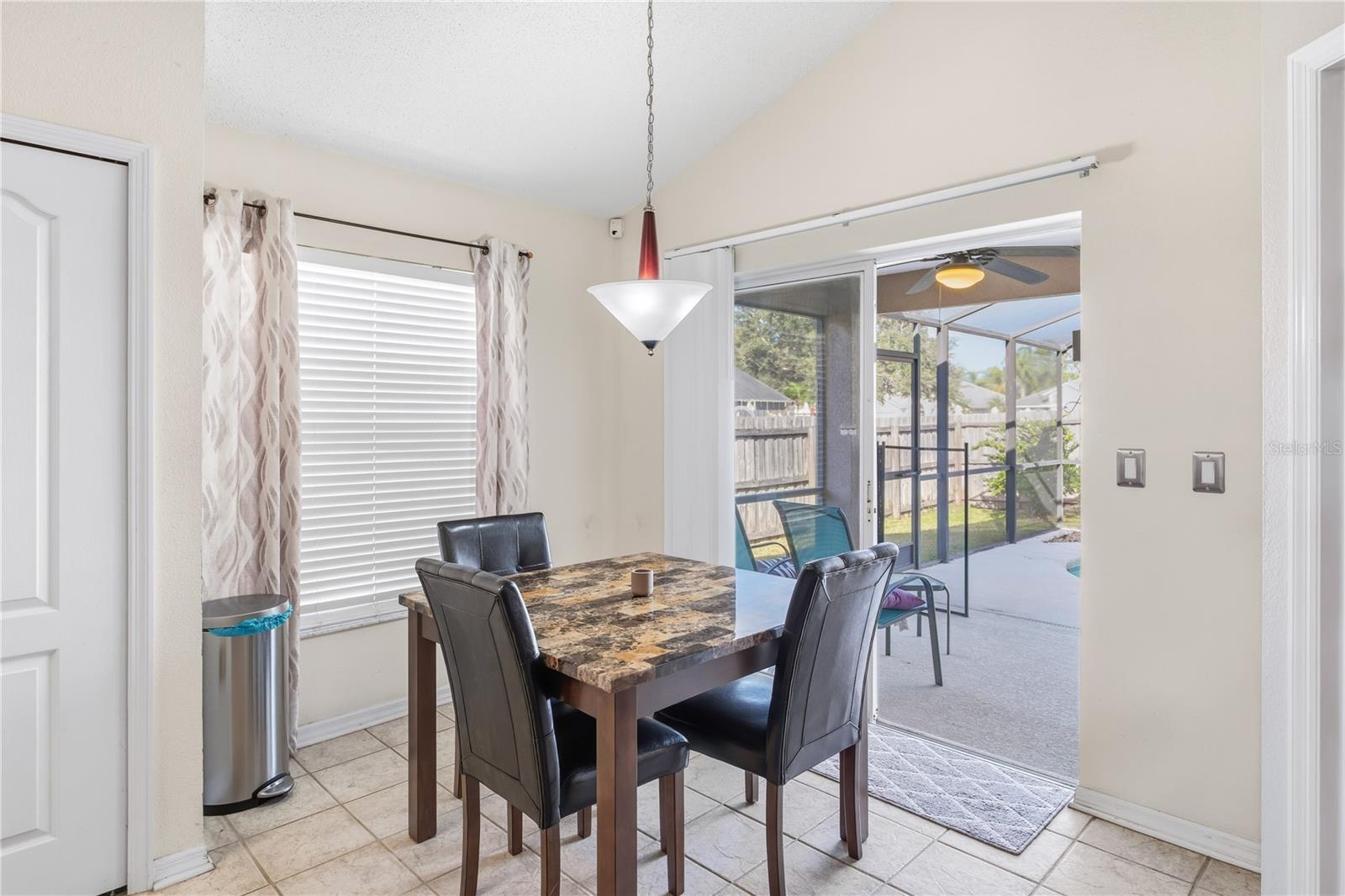 ANDOVER CAY PH 02 48/19 - Residential