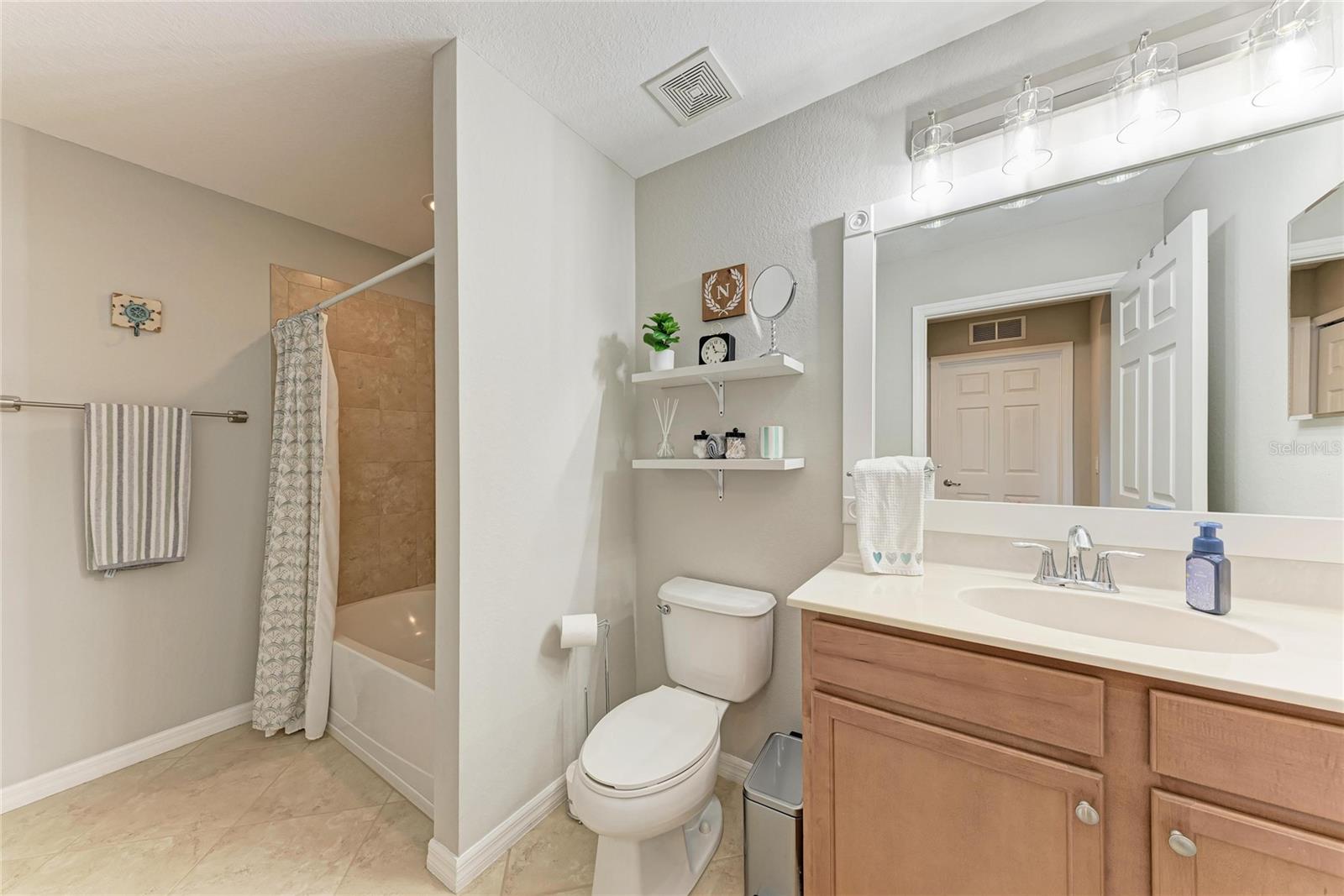 RIVER STRAND - Residential