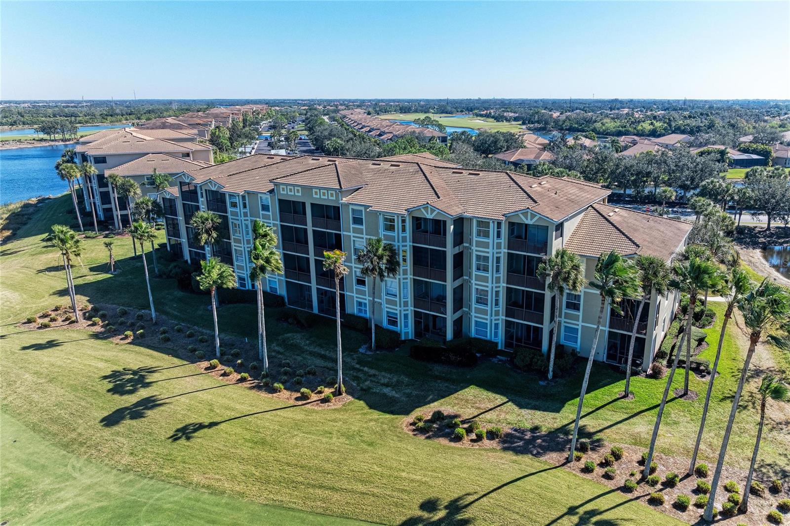 RIVER STRAND - Residential