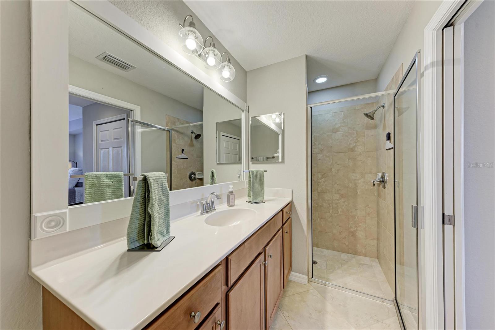 RIVER STRAND - Residential