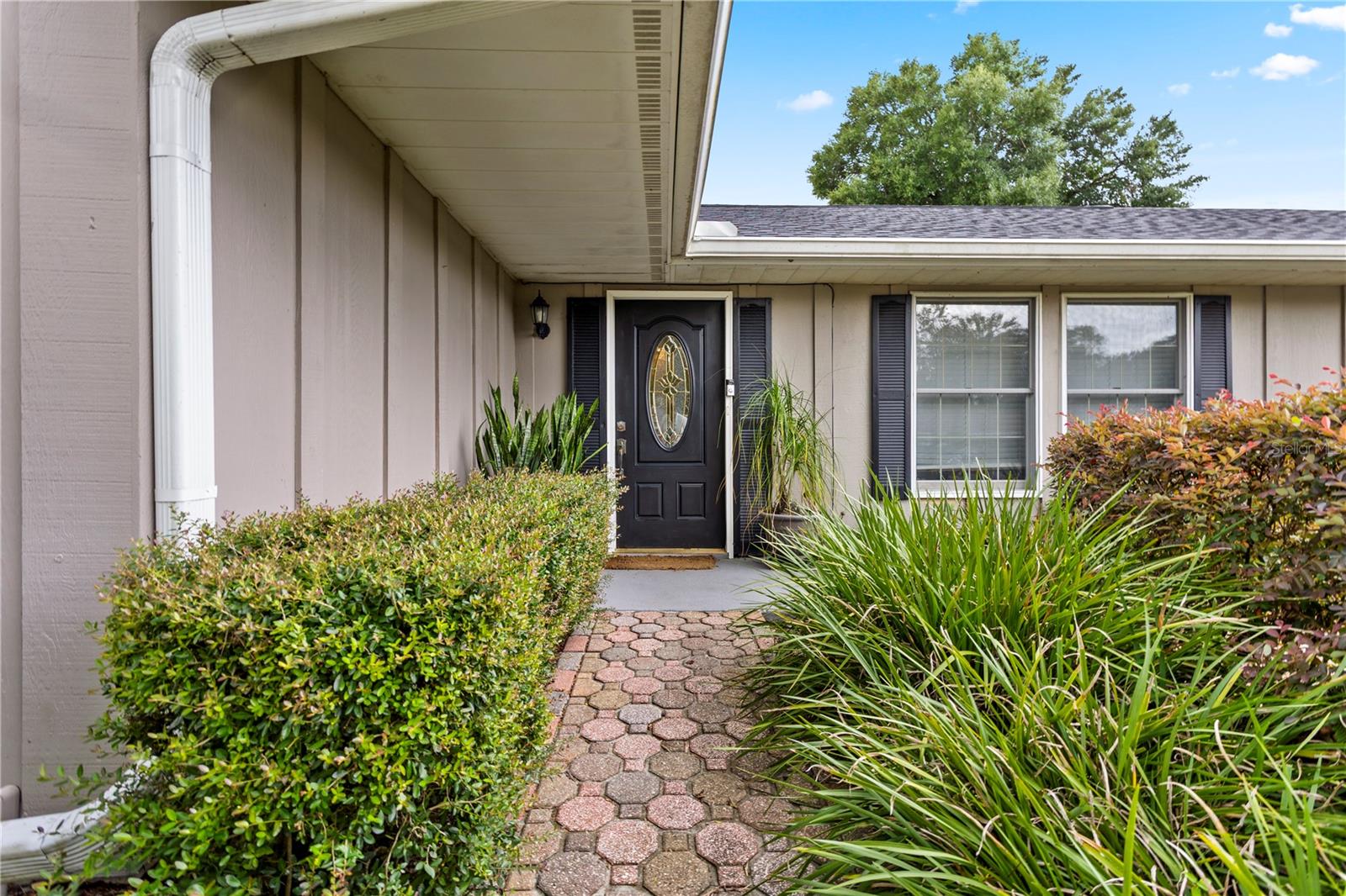 1818 CROWNWOOD DRIVE