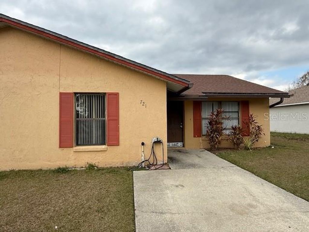 Photo of 721 Lucaya Drive, Kissimmee, FL 34758 (MLS # O6379320)