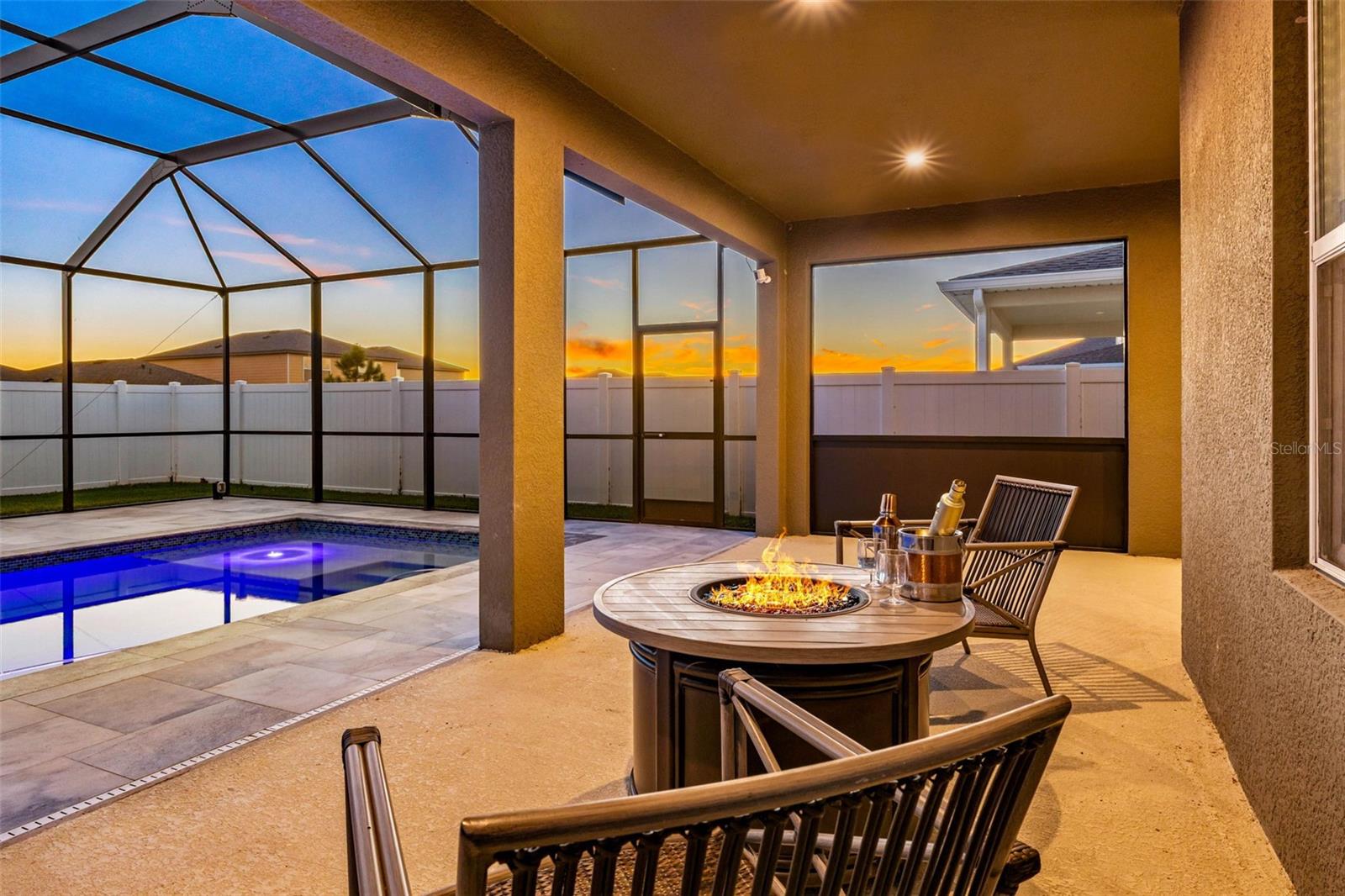 CHAPEL CRK VLGS 7 & 8 PH 1-3 - Residential