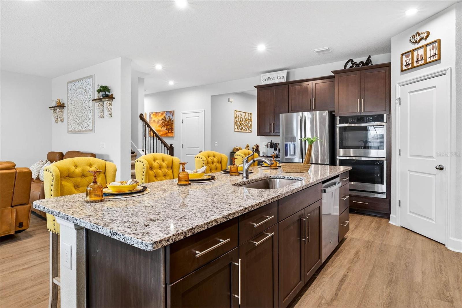 CHAPEL CRK VLGS 7 & 8 PH 1-3 - Residential