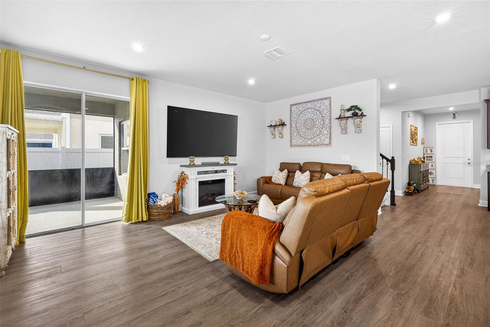 CHAPEL CRK VLGS 7 & 8 PH 1-3 - Residential