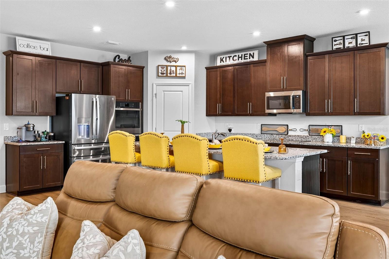 CHAPEL CRK VLGS 7 & 8 PH 1-3 - Residential