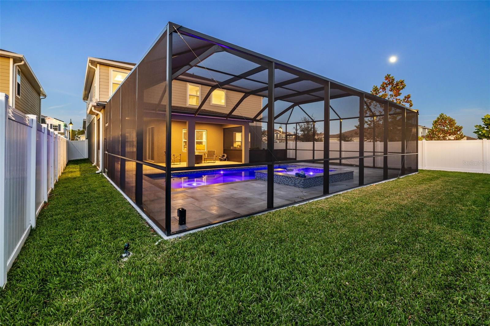 CHAPEL CRK VLGS 7 & 8 PH 1-3 - Residential