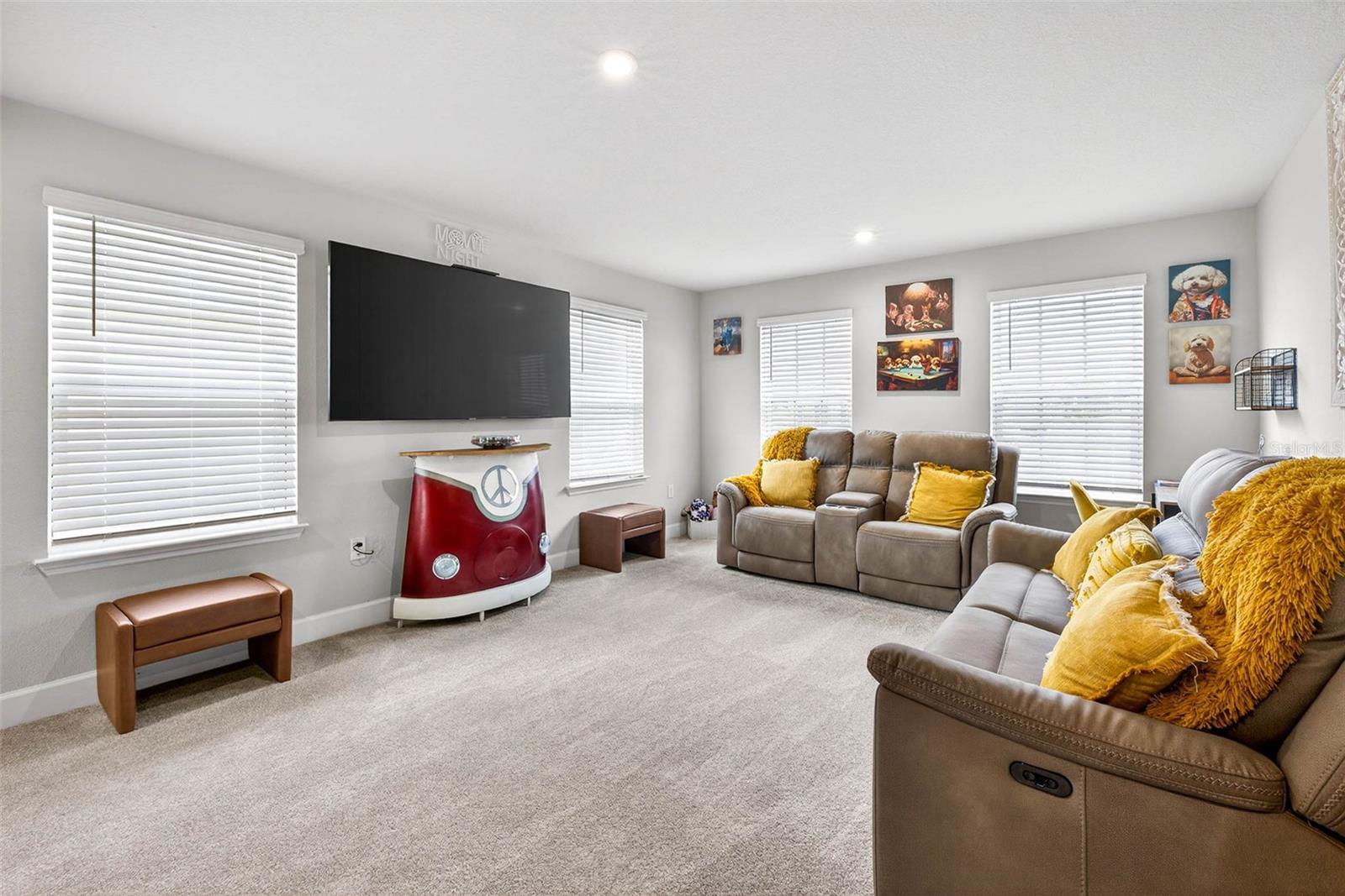 CHAPEL CRK VLGS 7 & 8 PH 1-3 - Residential