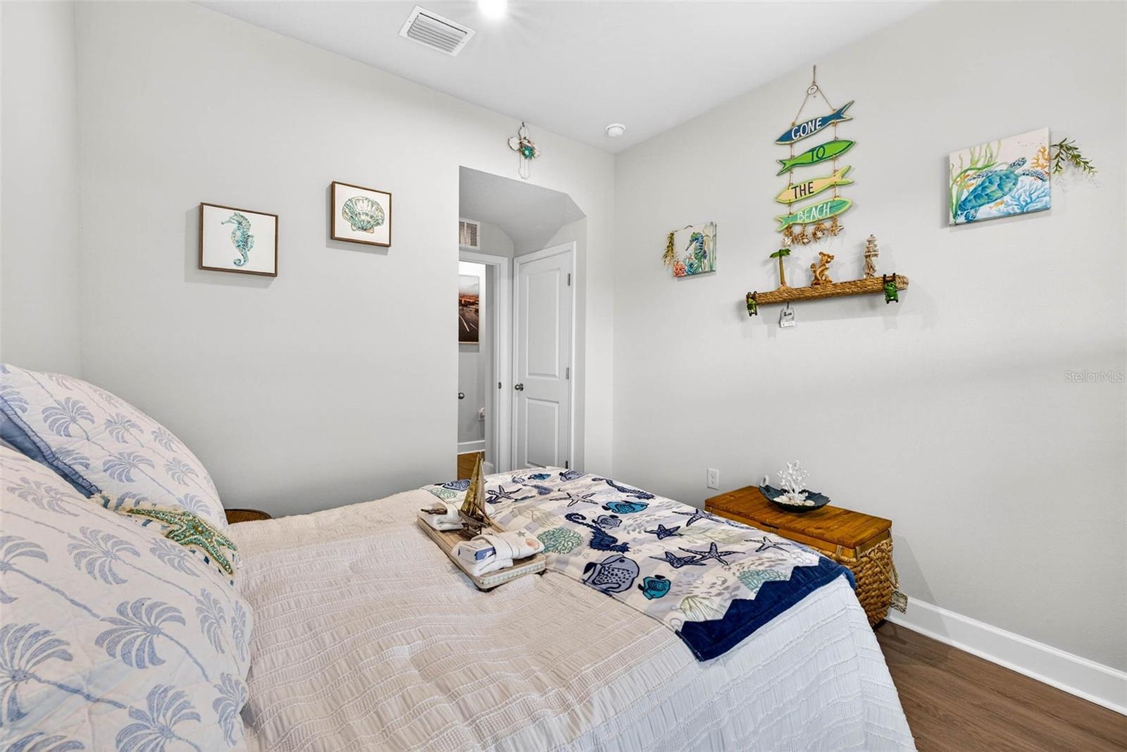 CHAPEL CRK VLGS 7 & 8 PH 1-3 - Residential