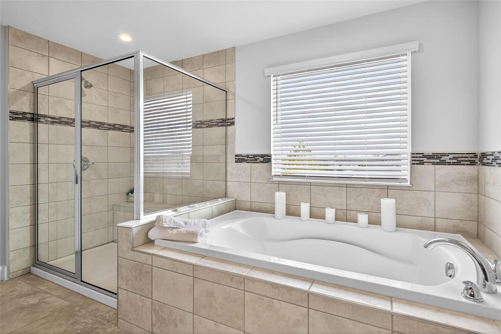 CHAPEL CRK VLGS 7 & 8 PH 1-3 - Residential