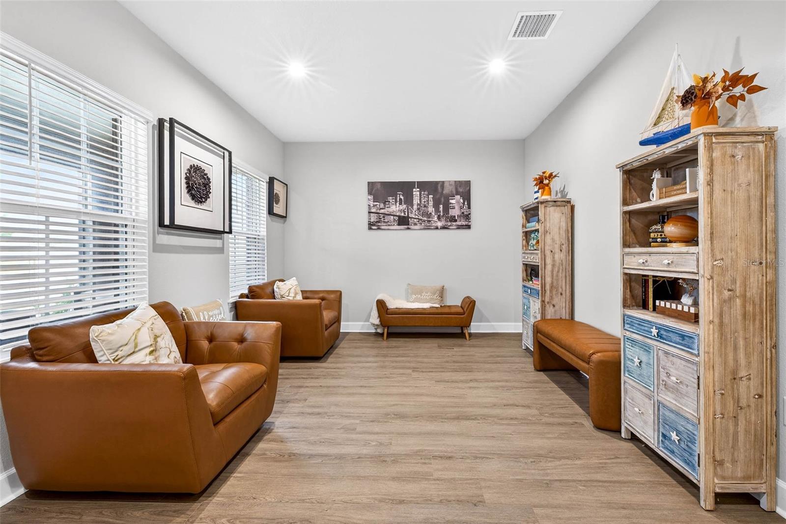 CHAPEL CRK VLGS 7 & 8 PH 1-3 - Residential