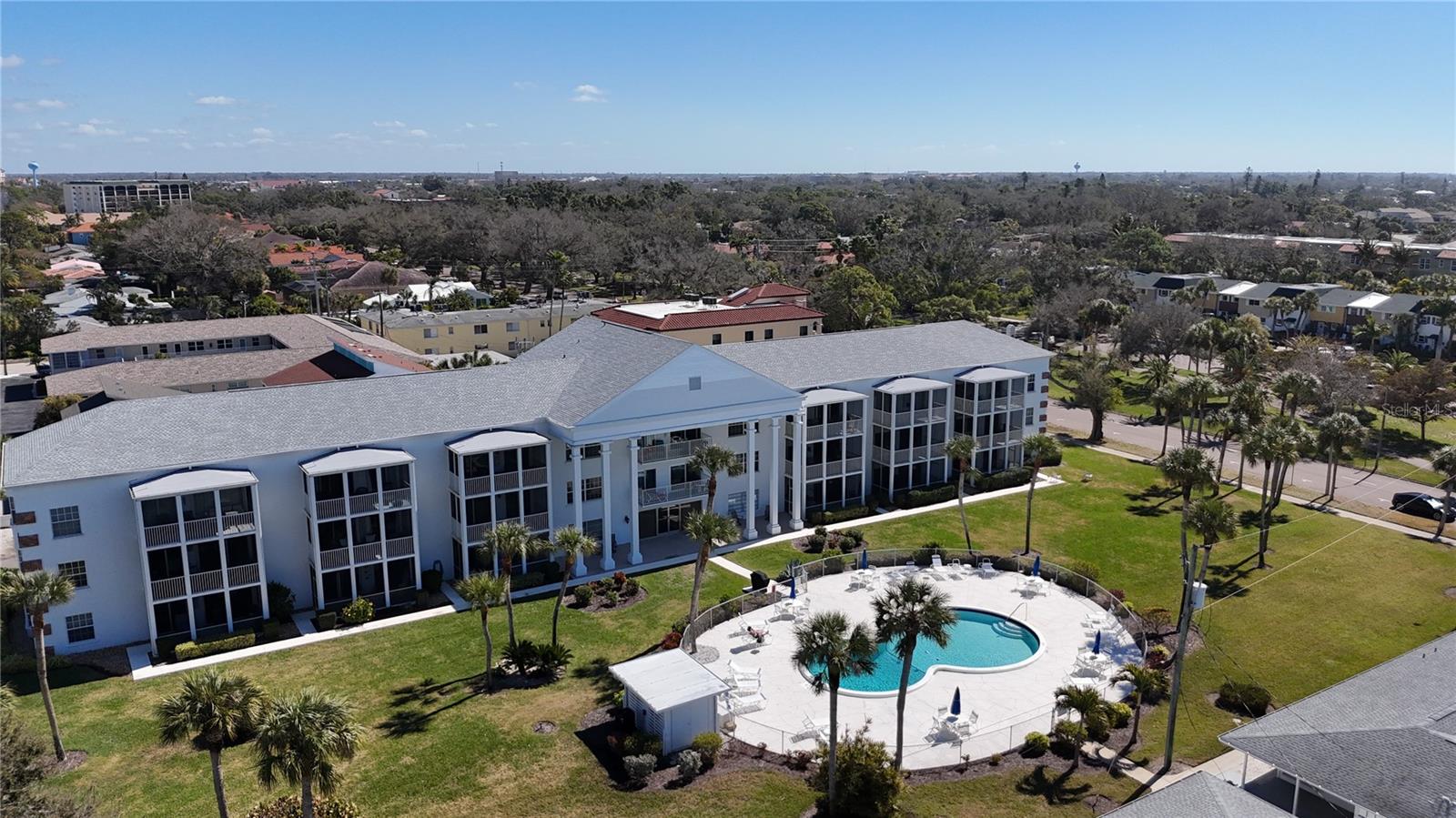 VENICE BEACH APTS SEC 2 - Residential