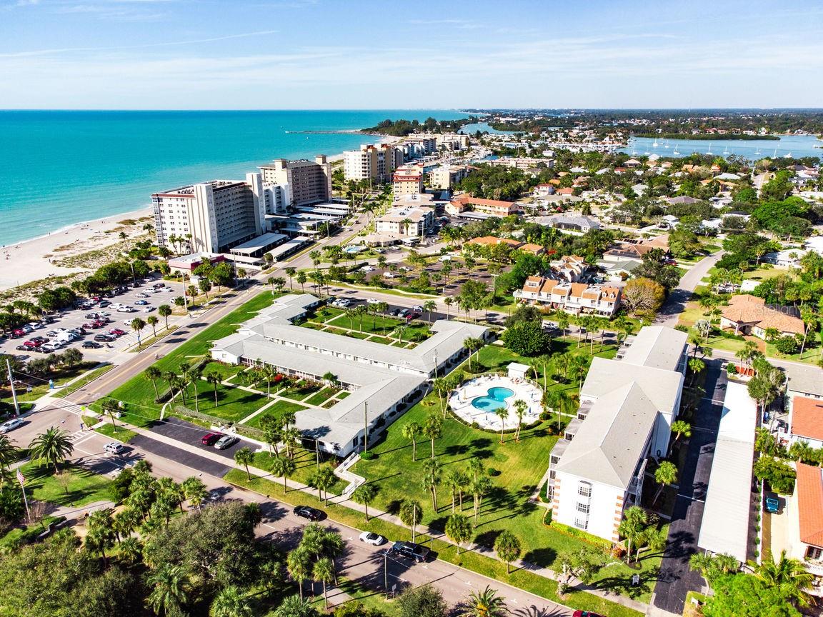 VENICE BEACH APTS SEC 2 - Residential