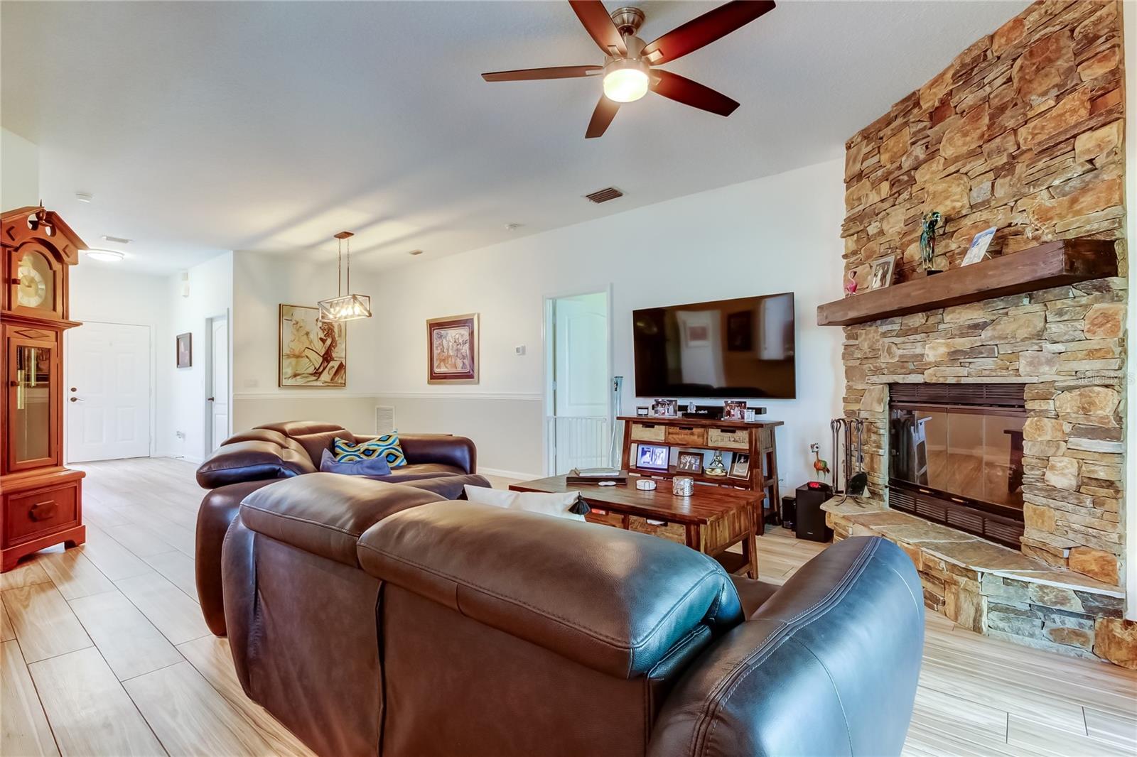 WESTCHASE SEC 225,227,229 - Residential