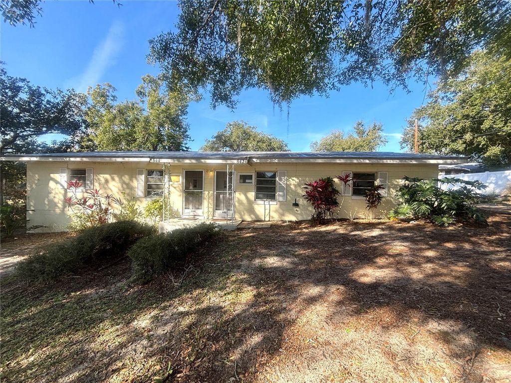 Photo of 842 Lake Avenue, Clermont, FL 34711 (MLS # O6376233)