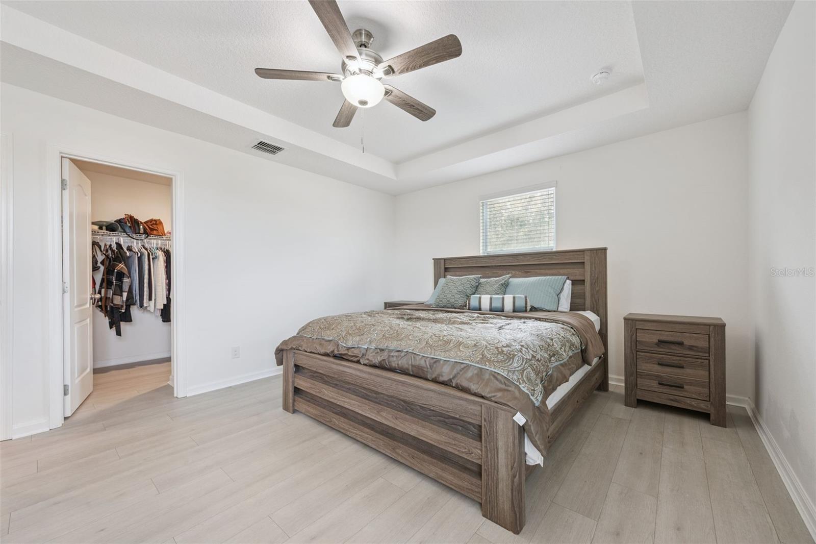 JOHN'S LAKE LANDING - Residential