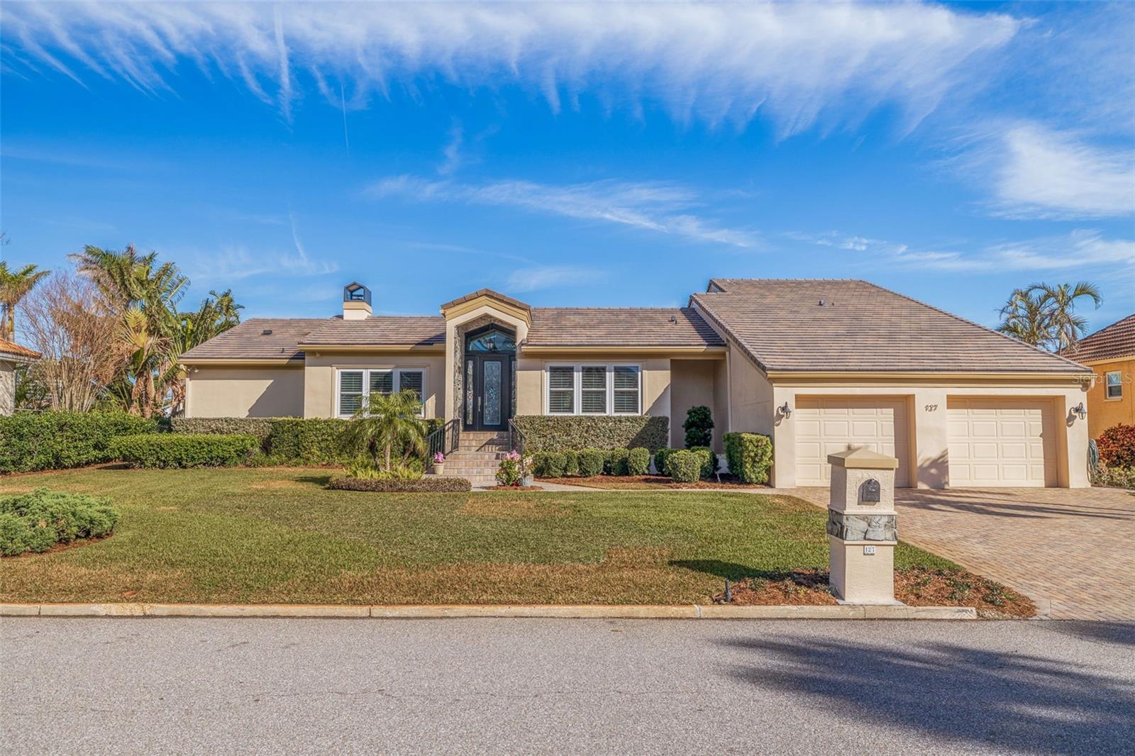 127 SANDS POINT DRIVE